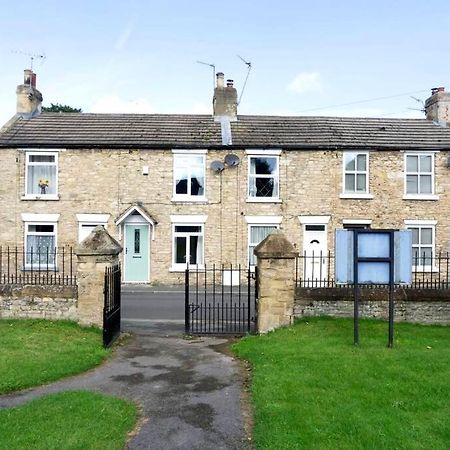 Country Cottage With Church View And Fireplace Near Leeds & York Экстерьер фото